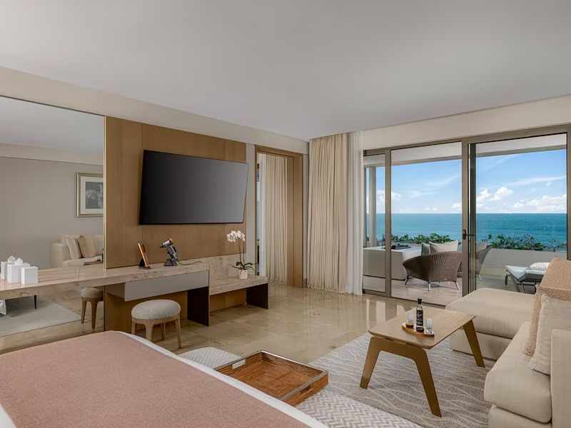 Grand Class Suite