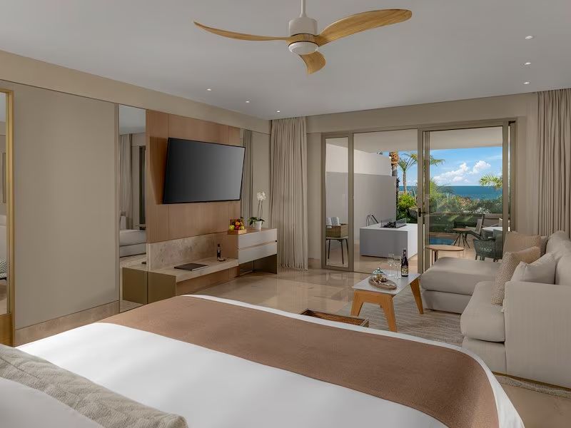 Pool Suite